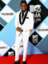 Diamond Platnumz wins Best African/Indian Act at the 2015 MTV EMA